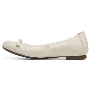 Hot Amorie Flat (Wide) Women Flats & Loafers