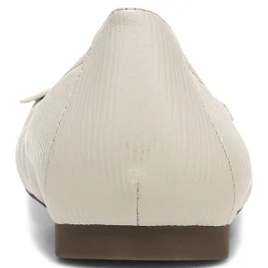 Hot Amorie Flat (Wide) Women Flats & Loafers